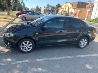 2011 Volkswagen Polo V, серый, 820000 рублей, вид 4