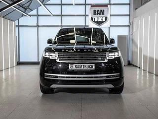 2025 Land Rover Range Rover P530 MHEV V, чёрный, 23699999 рублей, вид 3