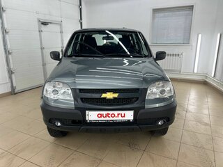 2018 Chevrolet Niva I Рестайлинг, зелёный, 669000 рублей, вид 2
