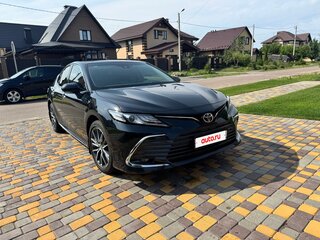 2023 Toyota Camry VIII (XV70) Рестайлинг, чёрный, 4200000 рублей, вид 3