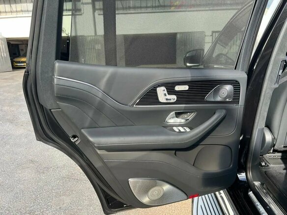2024 Mercedes-Benz Maybach GLS 600 I, чёрный, 29500000 рублей - вид 33