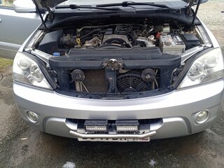 2008 Kia Sorento I Рестайлинг, серебристый, 1200000 рублей, вид 4
