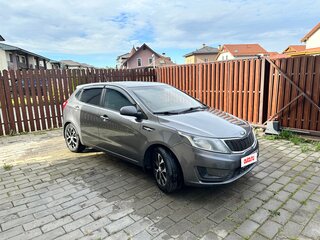 2014 Kia Rio III, серый, 950000 рублей, вид 1