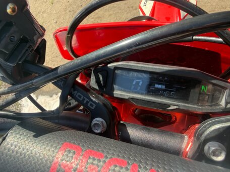 2025 Regulmoto Holeshot, серебристый, 250000 рублей, вид 1