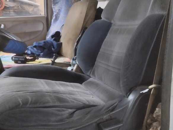 2007 Dongfeng EQ1074, серый, 900000 рублей - вид 22