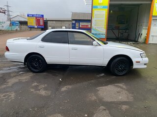 1991 Toyota Vista III (V30), белый, 280000 рублей, вид 2