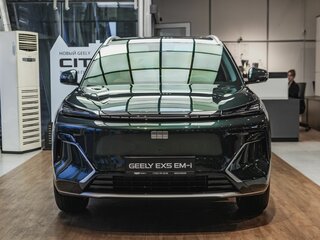 2026 Geely EX5 Гибрид EM-i, зелёный, 3935290 рублей, вид 2