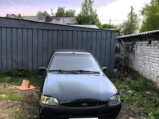 1997 Ford Escort V Рестайлинг 2, зелёный, 55000 рублей, вид 2