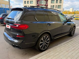 2019 BMW X7 40i I (G07), чёрный, 8000000 рублей, вид 4