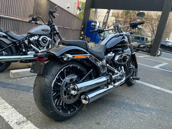 2025 Harley-Davidson Breakout, чёрный, 2300000 рублей - вид 4