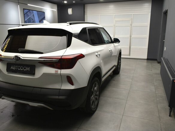2021 Kia Seltos I, белый - вид 6