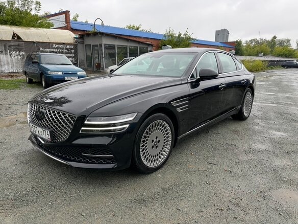 2022 Genesis G80 II, чёрный, 4990000 рублей - вид 2