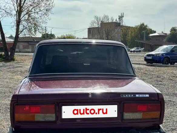 2002 Lada (ВАЗ) 2107, красный - вид 5