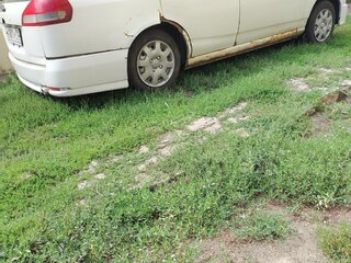 2001 Nissan Wingroad II (Y11), белый, 130000 рублей, вид 2