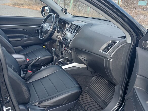 2013 Mitsubishi ASX I Рестайлинг, чёрный, 1250000 рублей - вид 8