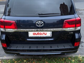 2017 Toyota Land Cruiser 200 Series Рестайлинг 2, синий, 6900000 рублей, вид 4