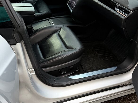 2016 Tesla Model S 75 I Рестайлинг, серый, 2650000 рублей - вид 15