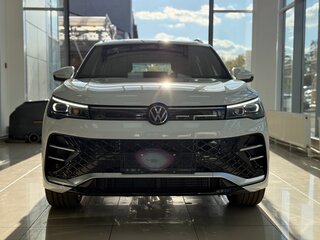 2026 Volkswagen Tiguan L Pro III (China Market), белый, 4700000 рублей, вид 1