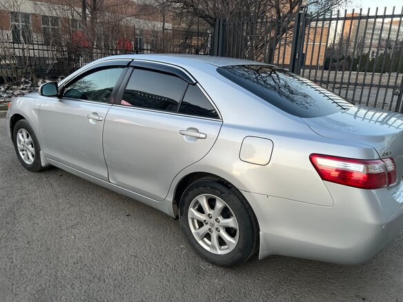 2011 Toyota Camry VI (XV40) Рестайлинг, серебристый, 1600000 рублей - вид 10