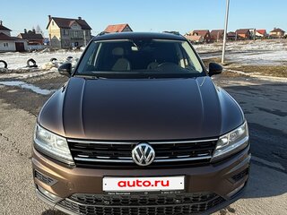2020 Volkswagen Tiguan II, коричневый, 2600000 рублей, вид 2