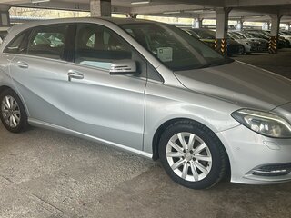 2014 Mercedes-Benz B-Класс 180 II (W246), серебристый, 1240000 рублей, вид 2