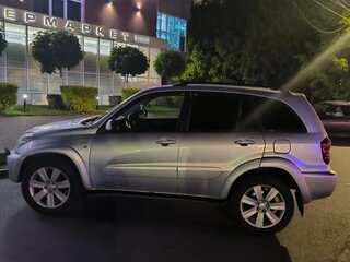 2005 Toyota RAV4 II (XA20) Рестайлинг, серебристый, 790000 рублей, вид 5