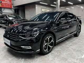 2024 Volkswagen Magotan B8 Рестайлинг, чёрный, 3700000 рублей, вид 1
