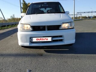 2001 Nissan Cube I Рестайлинг (Z10), белый, 210000 рублей, вид 2