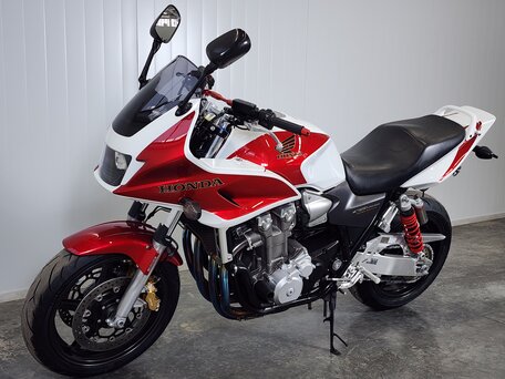 2008 Honda CB 1300, белый, 599000 рублей, вид 4