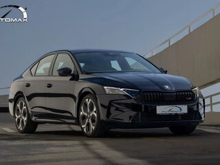 2026 Skoda Octavia RS IV Рестайлинг, чёрный, 5800000 рублей, вид 1