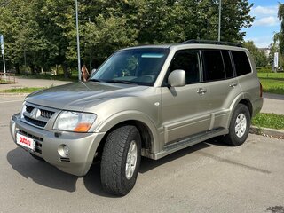 2005 Mitsubishi Pajero III Рестайлинг, бежевый, 1450000 рублей, вид 1