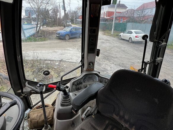 2012 Volvo BL, жёлтый, 5800000 рублей - вид 8