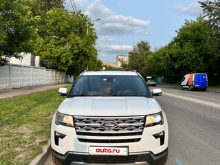 2019 Ford Explorer V Рестайлинг 2, белый, 3000000 рублей, вид 2