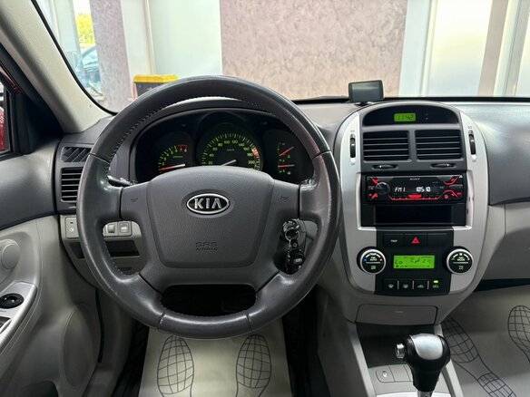 2008 Kia Cerato I Рестайлинг, красный, 645000 рублей - вид 19