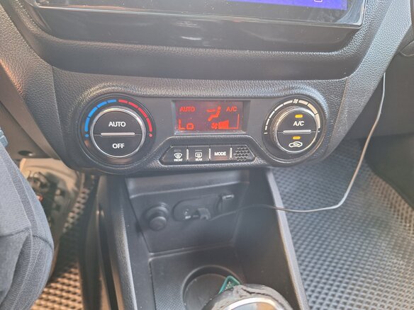 2012 Kia Rio 5-speed III, белый - вид 28