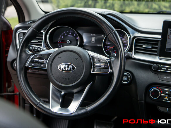 2018 Kia Ceed III, красный - вид 10