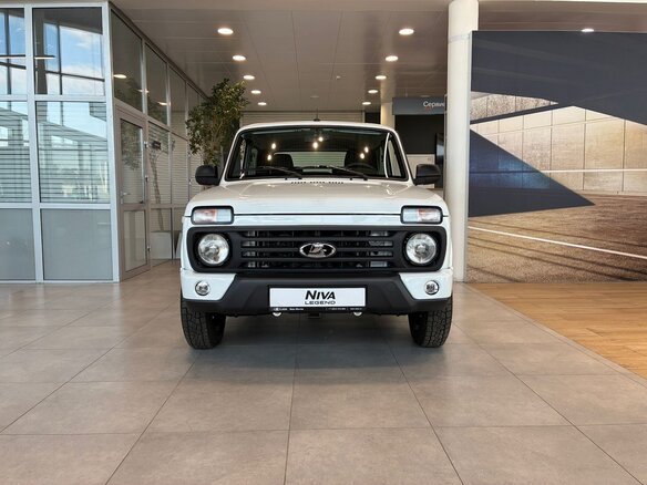 2025 Lada (ВАЗ) Niva Legend I, белый - вид 1