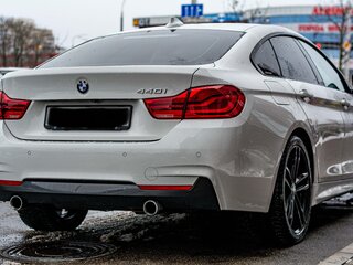 2018 BMW 4 серии Gran Coupe 440i F32/F33/F36 Рестайлинг, белый, 3400000 рублей, вид 5