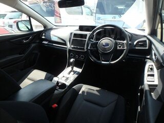 2021 Subaru Impreza V Рестайлинг, серебристый, 1450000 рублей, вид 5