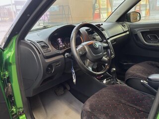 2011 Skoda Fabia II Рестайлинг, зелёный, 800000 рублей, вид 4