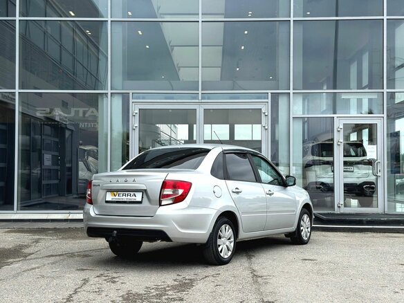 2024 Lada (ВАЗ) Granta I Рестайлинг, серый, 739000 рублей - вид 6