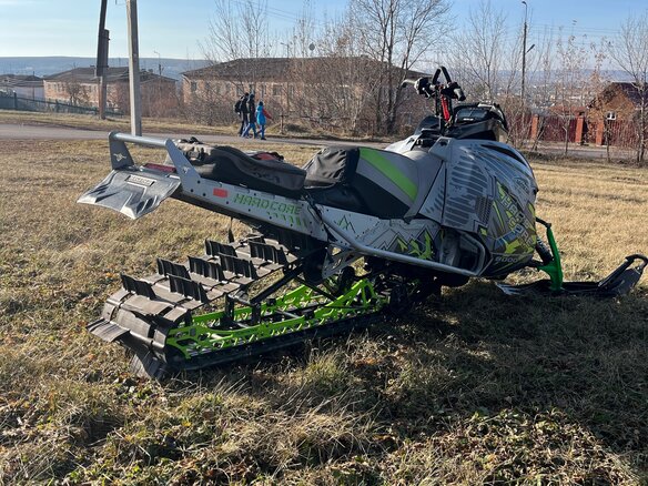 2018 Arctic Cat M-Series, серый, 800000 рублей - вид 5