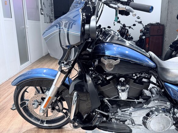 2018 Harley-Davidson Street Glide, синий, 1999000 рублей - вид 10