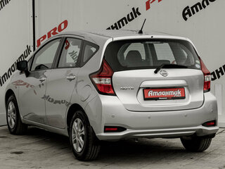 2019 Nissan Note II Рестайлинг, серебристый, 1095000 рублей, вид 4
