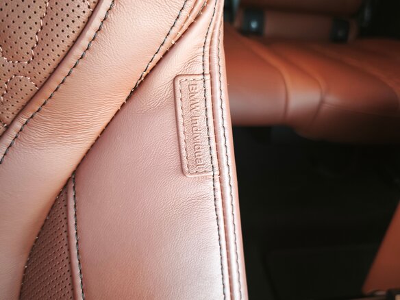 2023 BMW X7 40i I (G07) Рестайлинг, серый, 6500000 рублей - вид 29