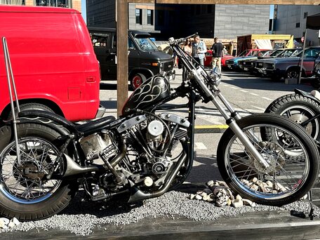 1984 Harley-Davidson Dyna Super Glide, чёрный, 4400000 рублей, вид 5