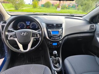 2013 Hyundai Solaris I, синий, 850000 рублей, вид 5