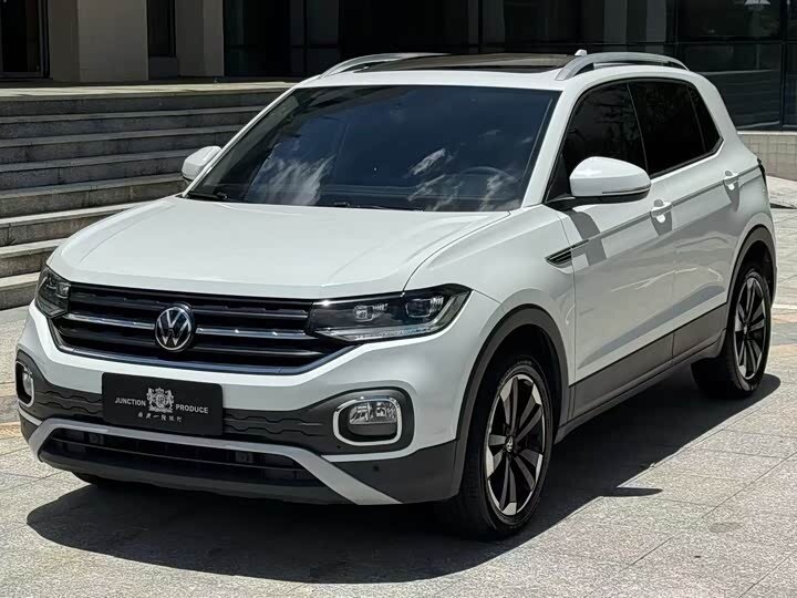 Открыть фотографии: Volkswagen Tacqua