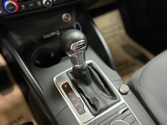 2014 Audi A3 III (8V), белый, 895000 рублей - вид 13