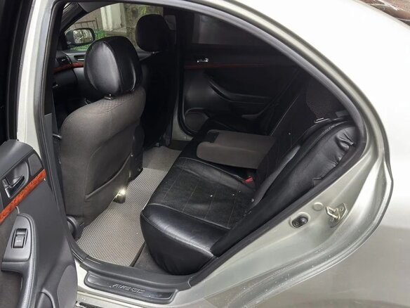 2004 Toyota Avensis II, серебристый, 430000 рублей - вид 15